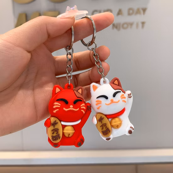 China Supply 3D Cute Spaceman Soft PVC Plastic Keychain